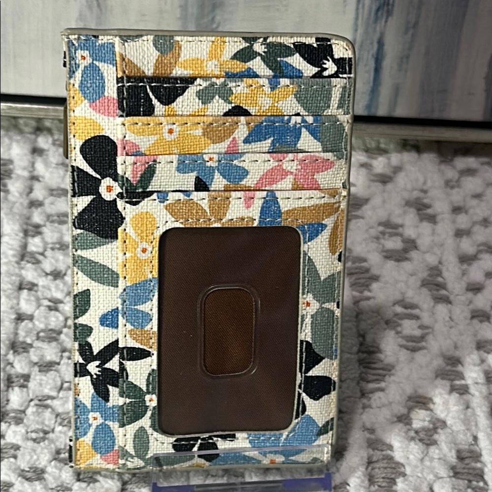 Fossil Women's Logan Faux Leather Wallet Slim Minimalist Zip Card Keychain NWOT - Picture 7 of 12